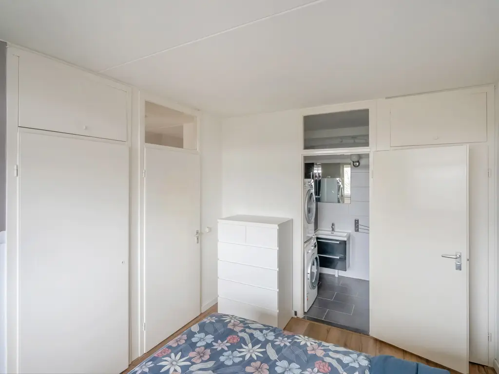 Steenvoordelaan 240, RIJSWIJK