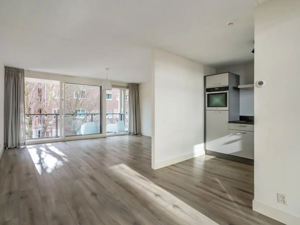 Utrechtsestraat 19, 'S-GRAVENHAGE