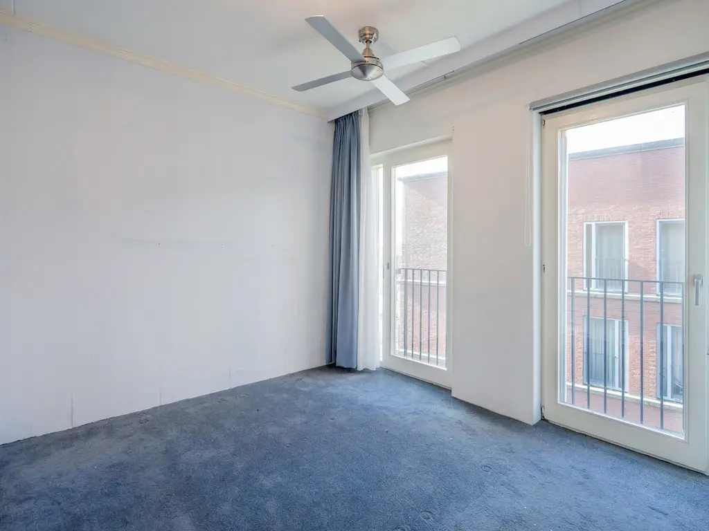 Schrabber 46, 'S-GRAVENHAGE