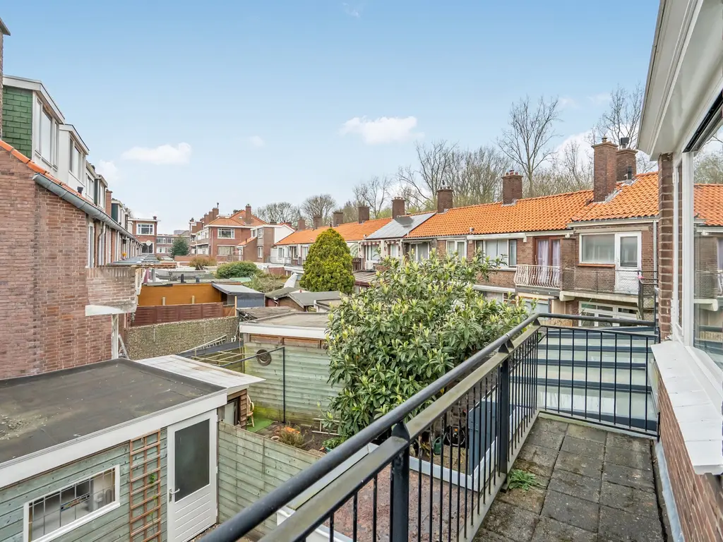 Sinjeur Semeynsweg 65, 'S-GRAVENHAGE