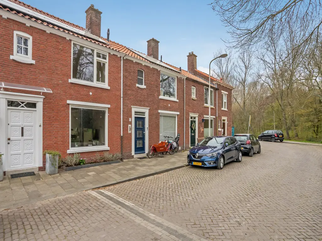 Sinjeur Semeynsweg 65, 'S-GRAVENHAGE