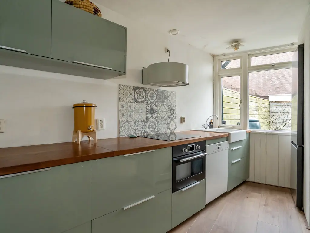 Sinjeur Semeynsweg 65, 'S-GRAVENHAGE