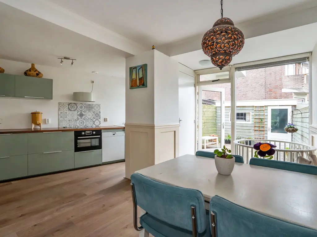 Sinjeur Semeynsweg 65, 'S-GRAVENHAGE