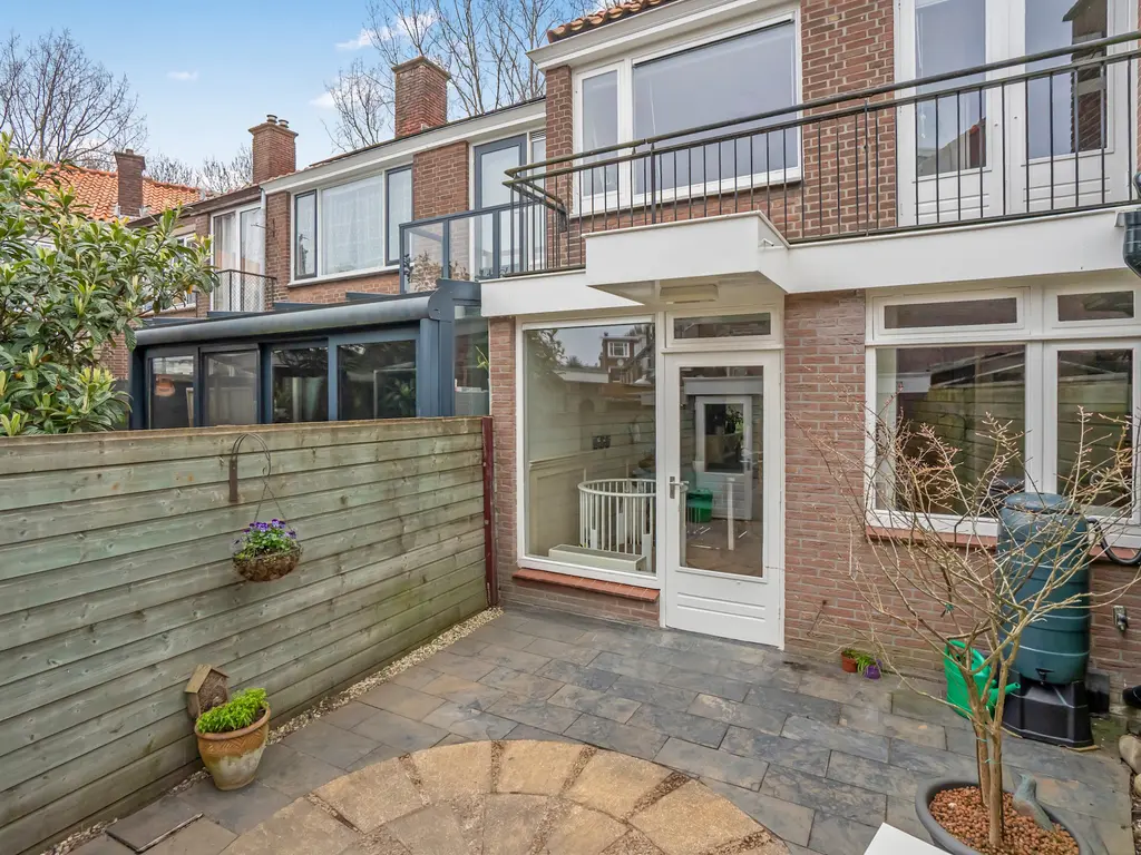 Sinjeur Semeynsweg 65, 'S-GRAVENHAGE