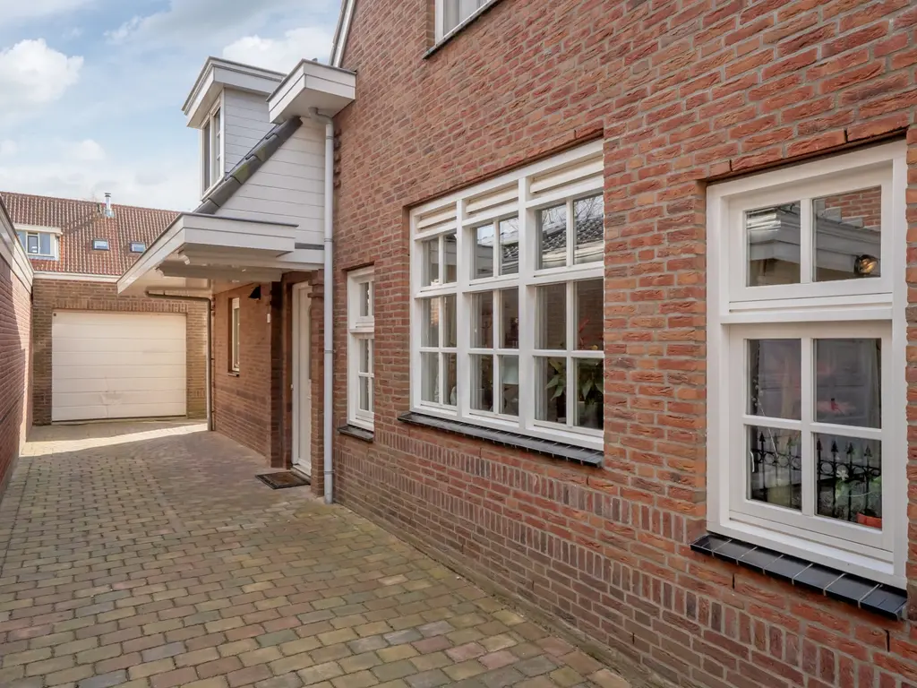 Serpentine 3, 'S-GRAVENHAGE