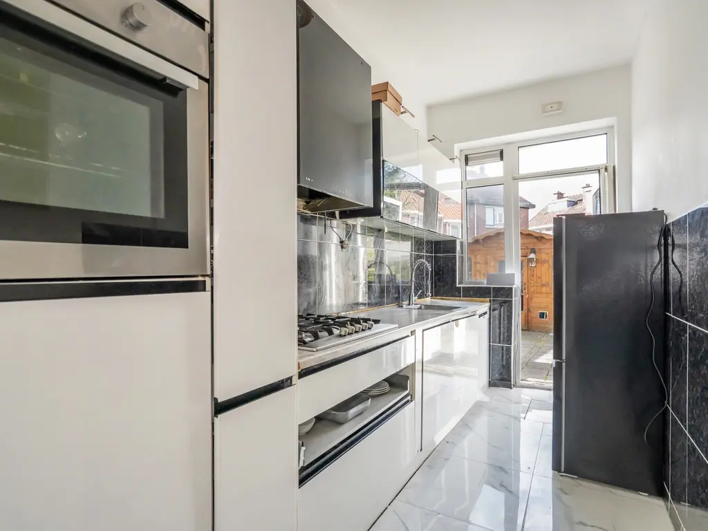 Jan van der Heijdenstraat 154, 'S-GRAVENHAGE