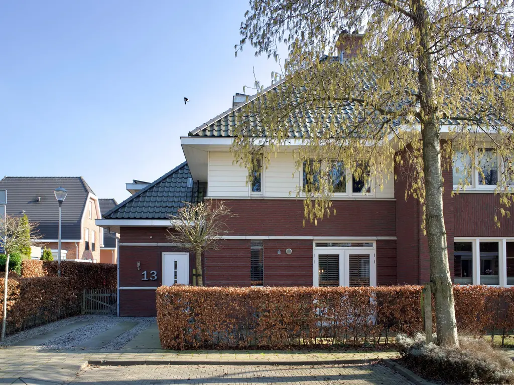 Schiphollaan 13, NOOTDORP