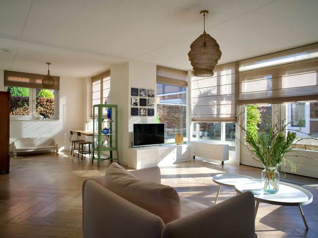 Schiphollaan 13, NOOTDORP