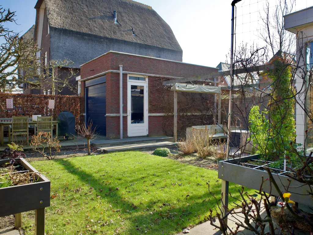 Schiphollaan 13, NOOTDORP