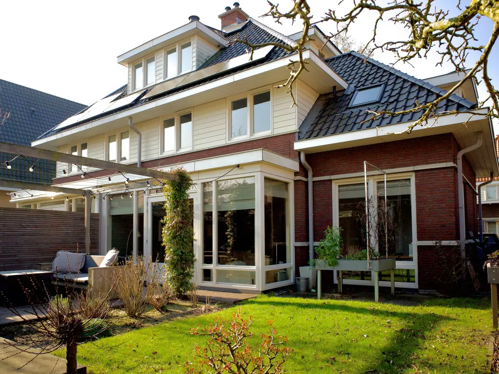 Schiphollaan 13, NOOTDORP