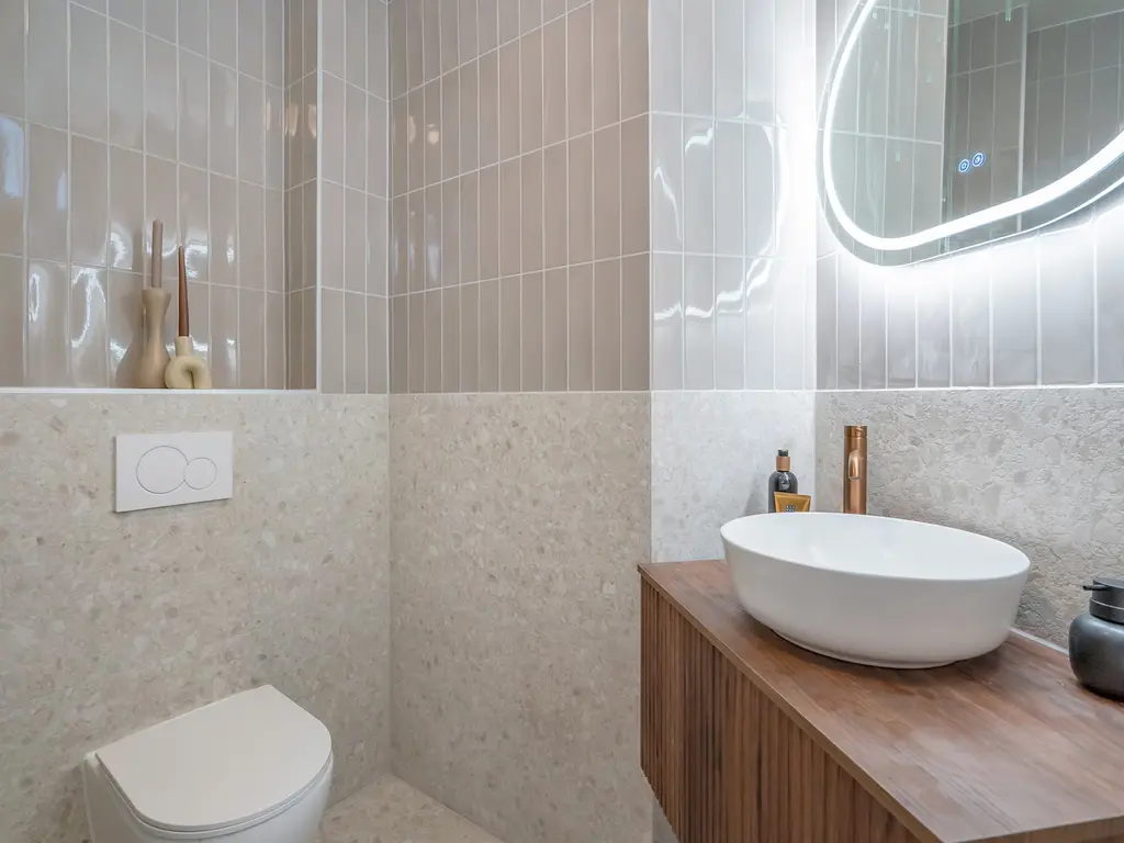 Caan van Necklaan 3b, RIJSWIJK