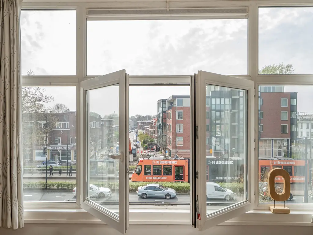 Caan van Necklaan 3b, RIJSWIJK