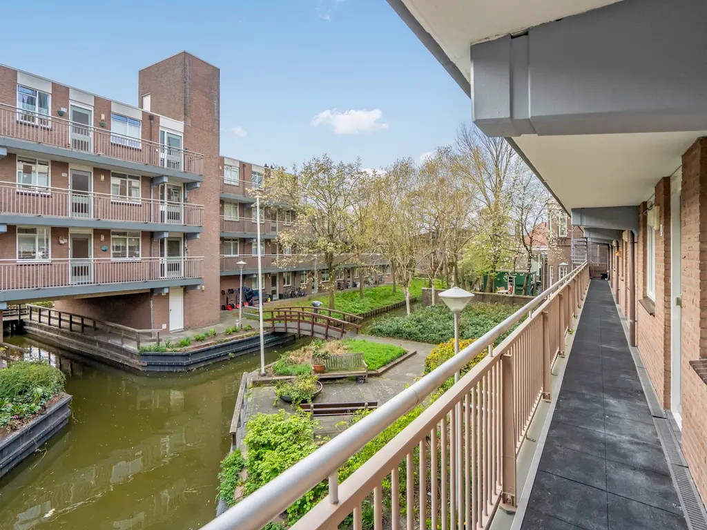 Bakkershof 24, WATERINGEN