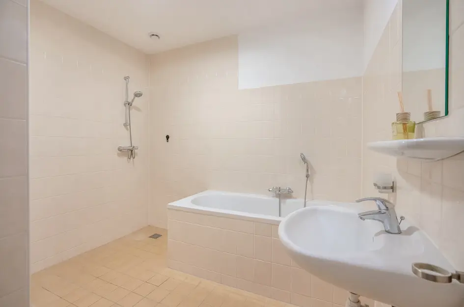 Harriët Freezerhof 25