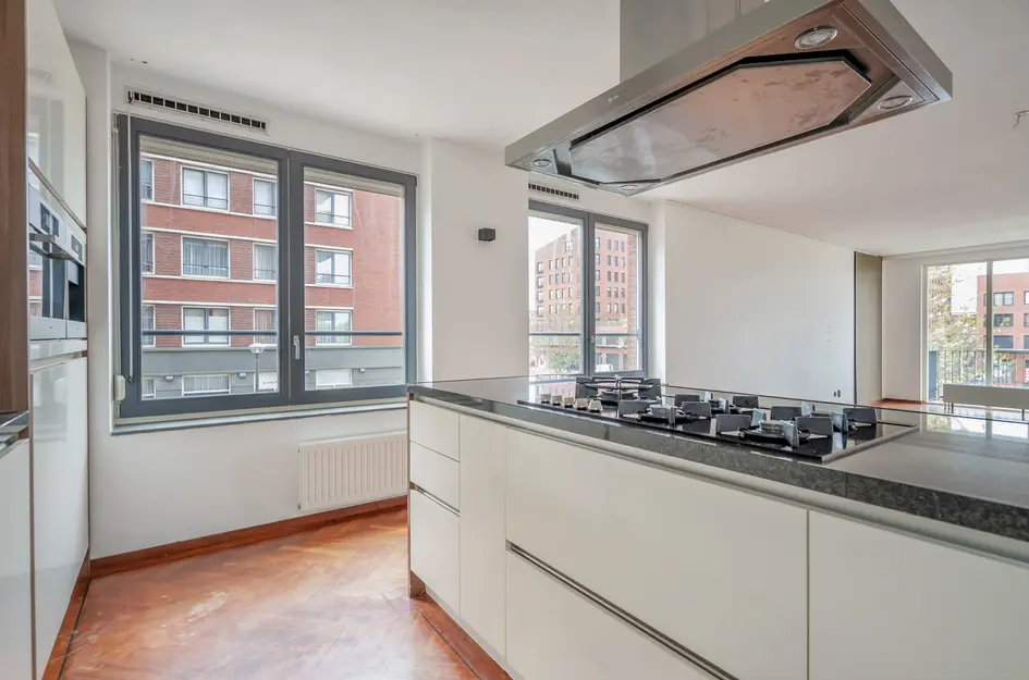 Harriët Freezerhof 25