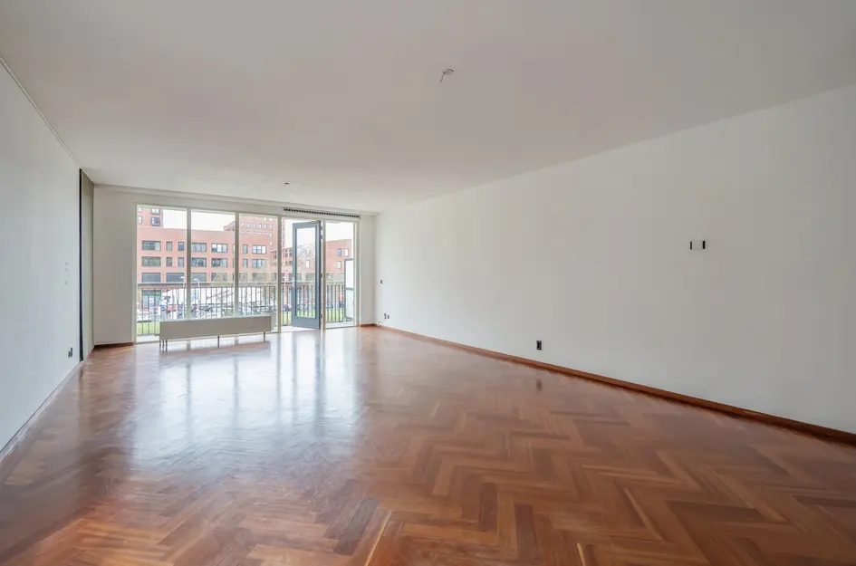 Harriët Freezerhof 25