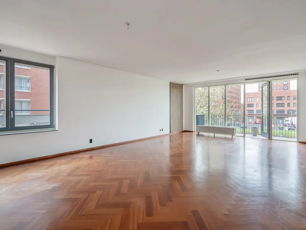 Harriët Freezerhof 25, 'S-GRAVENHAGE