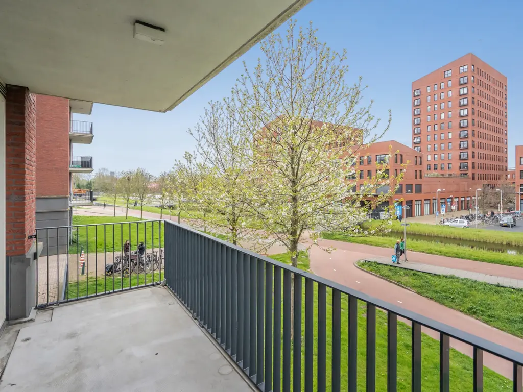 Harriët Freezerhof 25, 'S-GRAVENHAGE