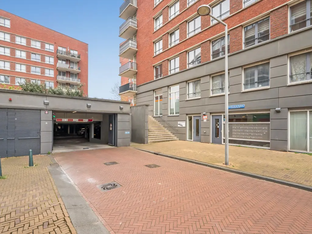 Harriët Freezerhof 25, 'S-GRAVENHAGE