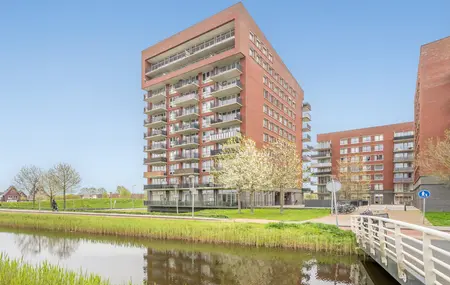 Harriët Freezerhof 25, 'S-GRAVENHAGE