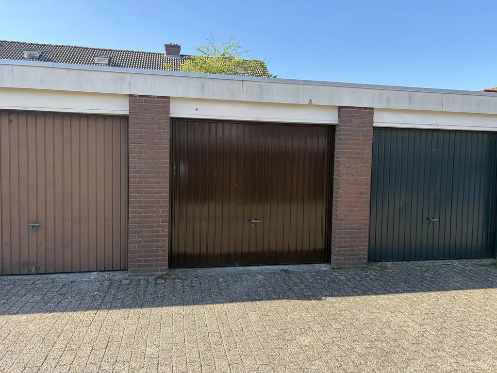 Petronella Voutestraat , RIJSWIJK