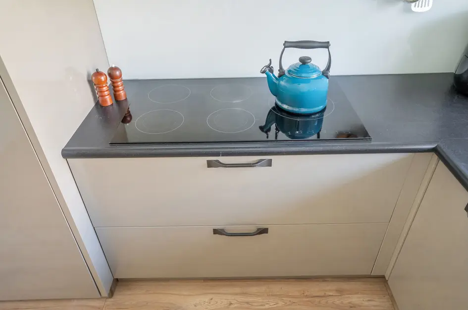 Dr H. Colijnlaan 100