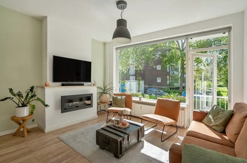 Dr H. Colijnlaan 100