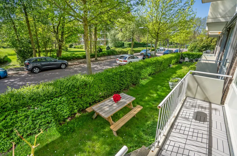 Dr H. Colijnlaan 100