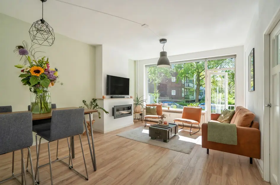 Dr H. Colijnlaan 100