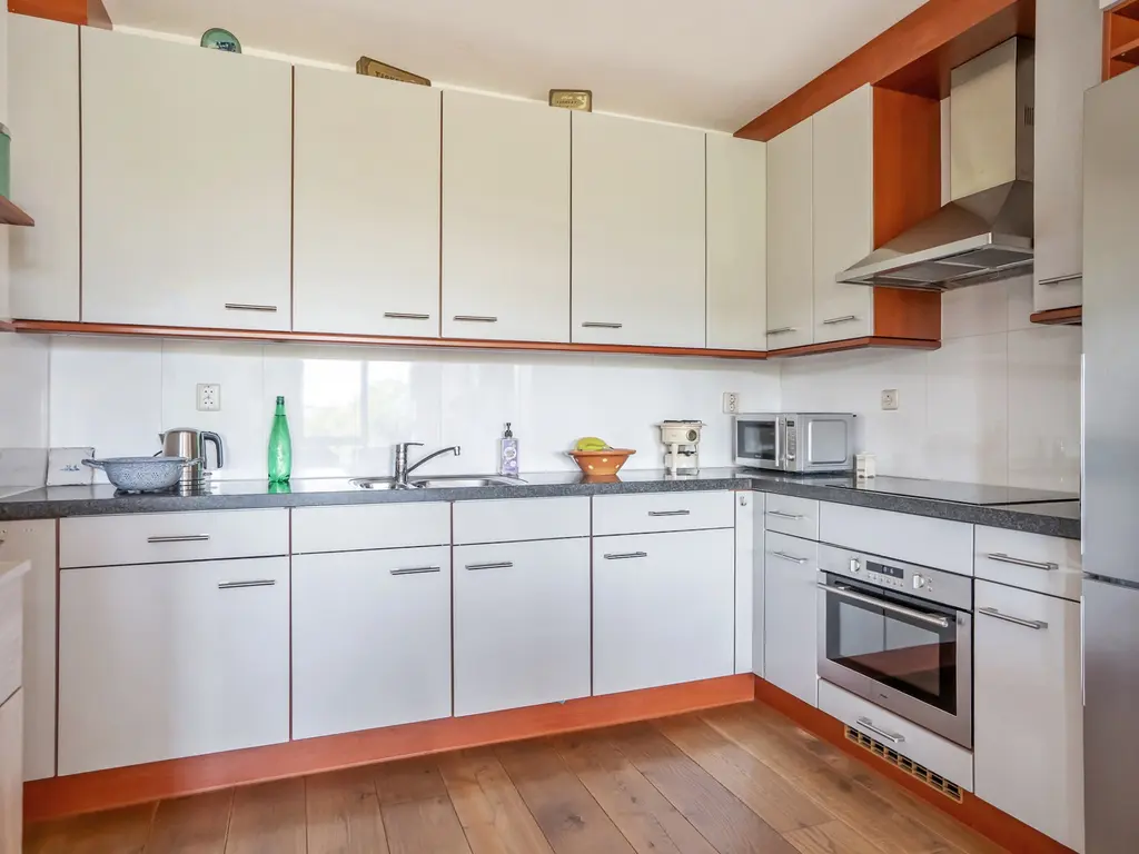 Nootdorpse Landingslaan 172, 'S-GRAVENHAGE