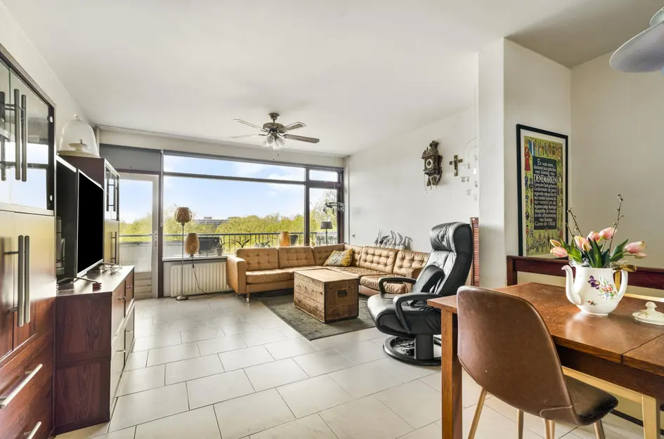 Dr H.J. van Mooklaan 203