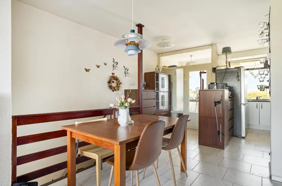 Dr H.J. van Mooklaan 203