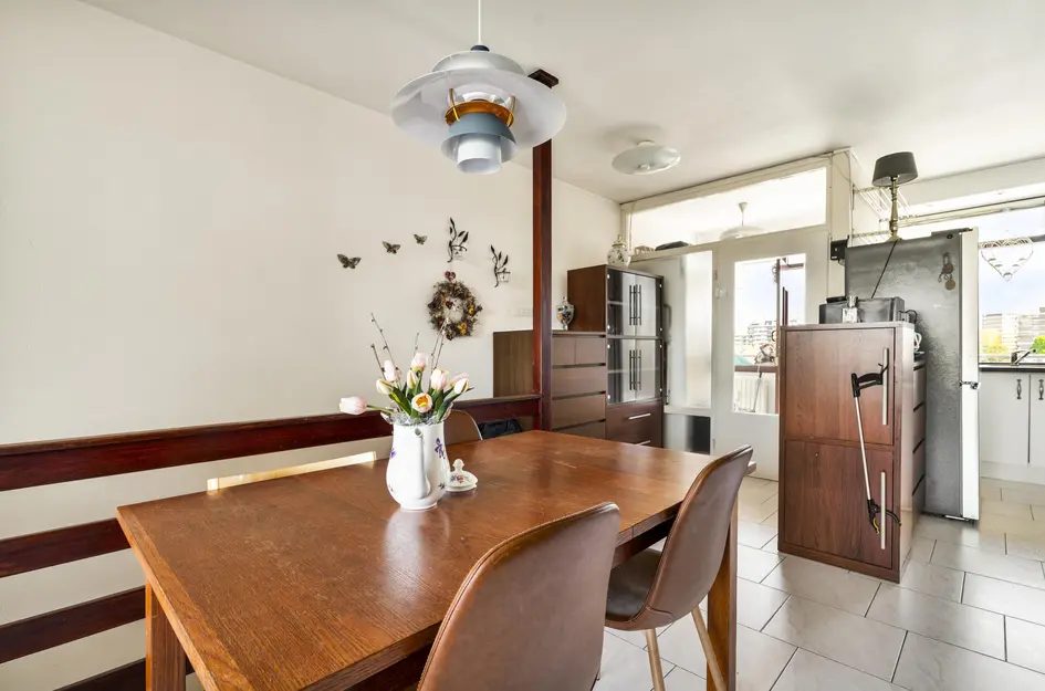 Dr H.J. van Mooklaan 203