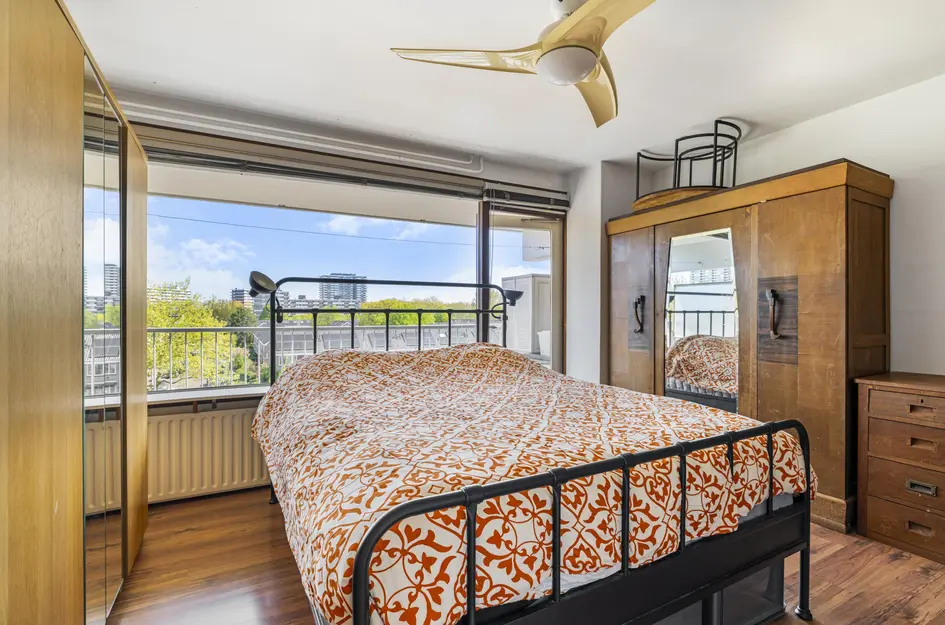 Dr H.J. van Mooklaan 203