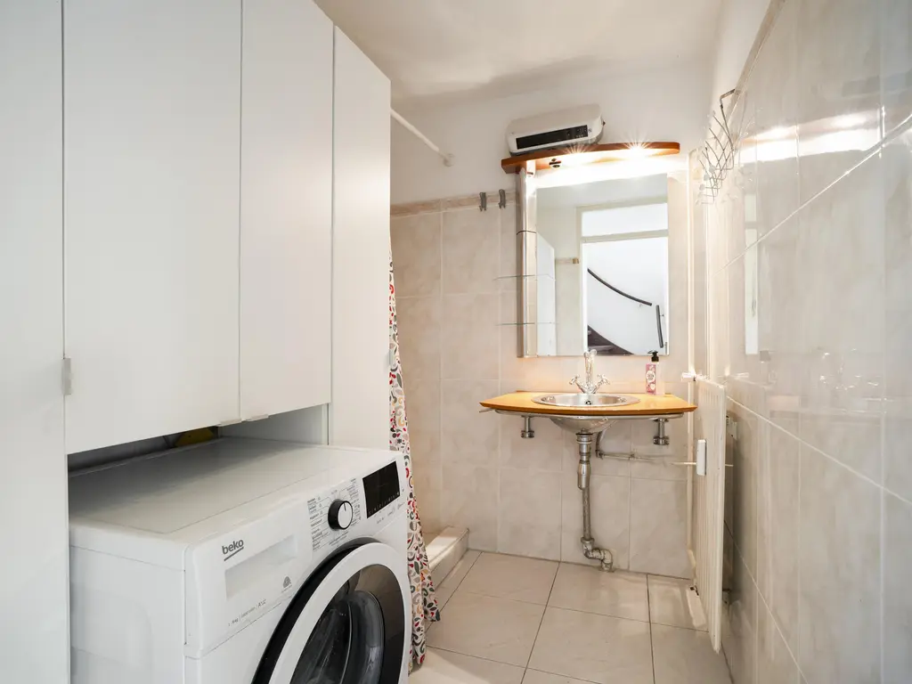 Dr H.J. van Mooklaan 203, RIJSWIJK