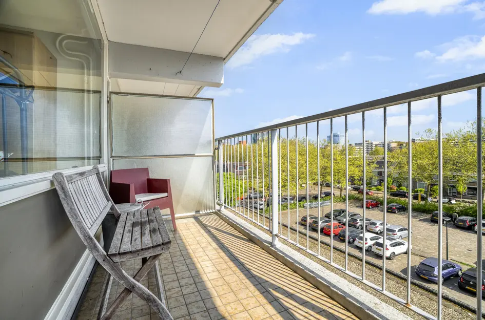 Dr H.J. van Mooklaan 203