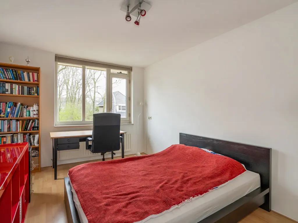 Guirlande 17, 'S-GRAVENHAGE