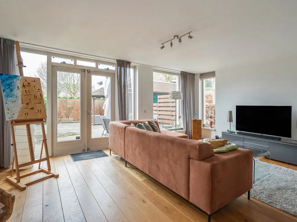 Guirlande 17, 'S-GRAVENHAGE