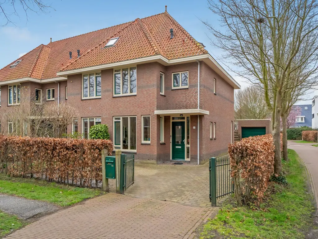 Guirlande 17, 'S-GRAVENHAGE