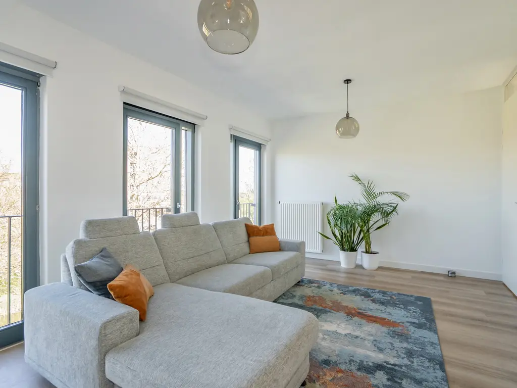 Steentijdsingel 142, 'S-GRAVENHAGE