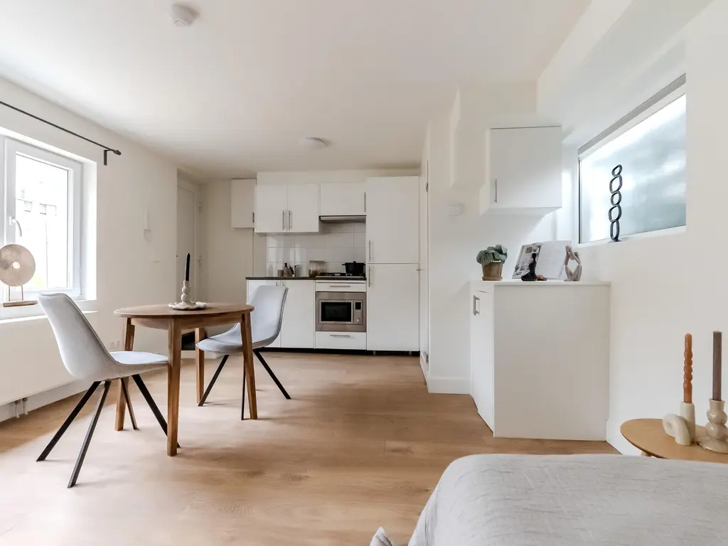 Renbaanstraat 33B, 'S-GRAVENHAGE