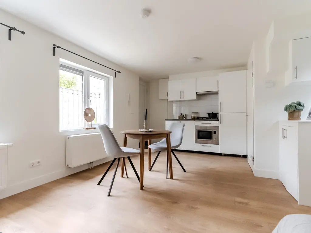 Renbaanstraat 33B, 'S-GRAVENHAGE