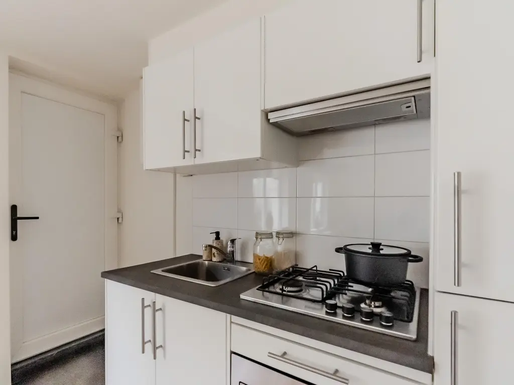 Renbaanstraat 33B, 'S-GRAVENHAGE