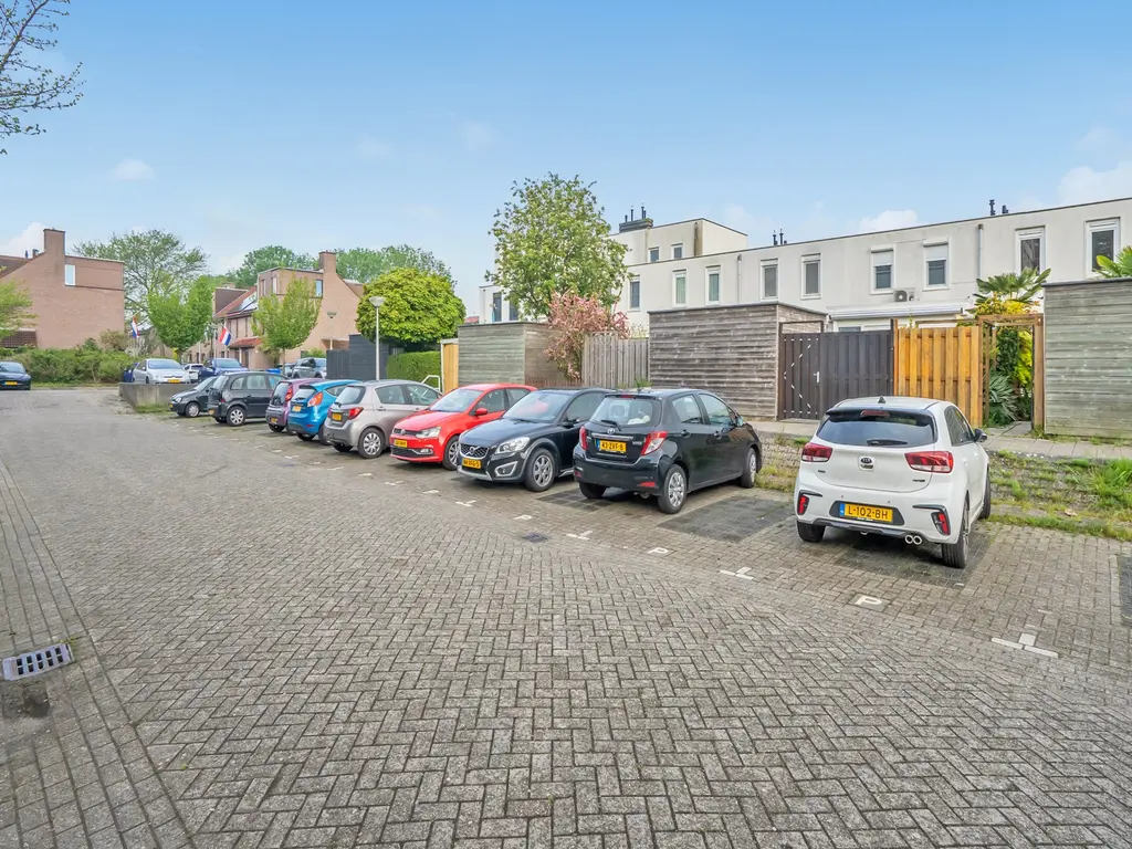 Pelikaansingel 116, Delft