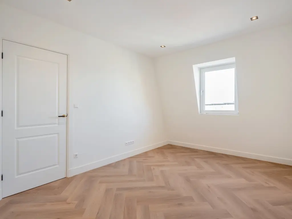 Deimanstraat 22A, 'S-GRAVENHAGE