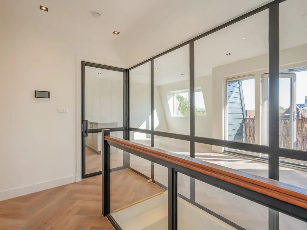 Deimanstraat 22A, 'S-GRAVENHAGE