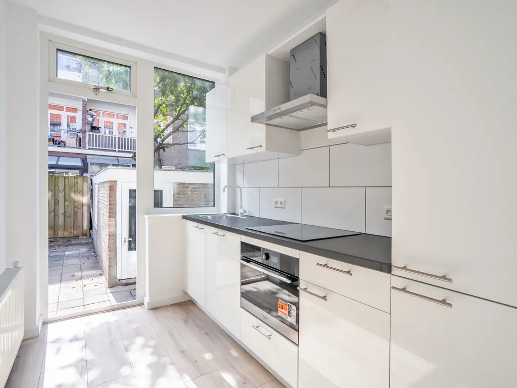 Haverschmidtstraat 11, 'S-GRAVENHAGE