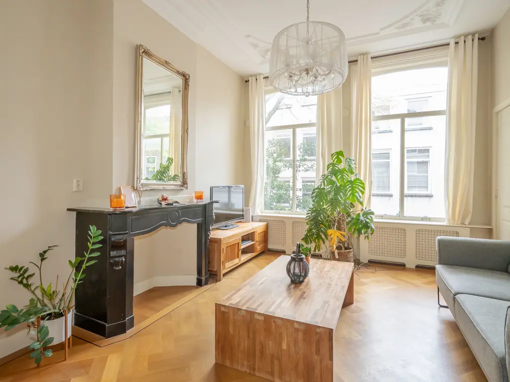 Hugo de Grootstraat 54, 'S-GRAVENHAGE