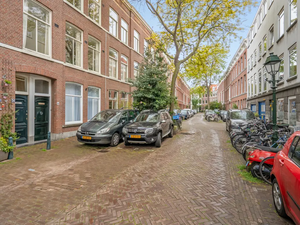 Hugo de Grootstraat 54, 'S-GRAVENHAGE