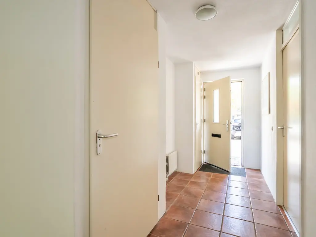 Laan der Zeven Linden 27, DELFGAUW